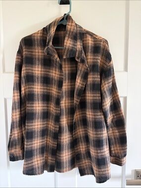 Plaid Button-Up Shirt Jacket in Peach and Black